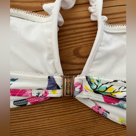 Amore and Sorvete Jessie James Decker Floral Bikini - Picture 7 of 9